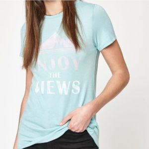 Women's MICHELLE Enjoy The Views Short Sleeve Top